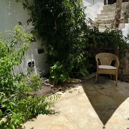 Casa Fuente Hervera *